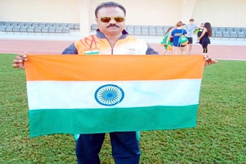 इंटरनेशनल खिलाड़ी, फुटबॉल कोच आरीफ़ मेमन का निधन, खेल जगत में शोक की ...