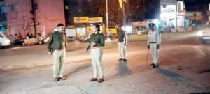 रायपुर पुलिस की लगातार जारी है चेकिंग अभियान Chhattisgarh Crimes