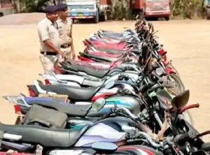 अंतरराज्यीय बाइक चोर गिरोह का पर्दाफाश, 20 बाइक के साथ 4 आरोपी गिरफ्तार Chhattisgarh Crimes