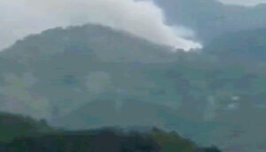 चीन में बड़ा विमान हादसा : 133 पैसेंजर्स को ले जा रहा प्लेन पहाड़ियों में क्रैश, कई यात्रियों के मारे जाने की आशंका Chhattisgarh Crimes