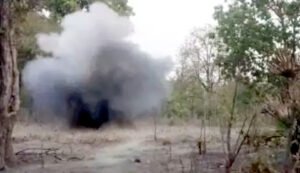 ब्लास्ट कर किया IED बम नष्ट, एसपी ने की पुष्टि Chhattisgarh Crimes