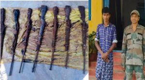नारायणपुर में पकड़े गए नक्सली से खुला राज, 8 बंदूक जवानों ने बरामद की Chhattisgarh Crimes