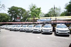 मुख्यमंत्री भूपेश बघेल ने हाईवे पेट्रोलिंग और मानव तस्करी की रोकथाम के लिए वाहनों को दिखाई हरी झण्डी Chhattisgarh Crimes