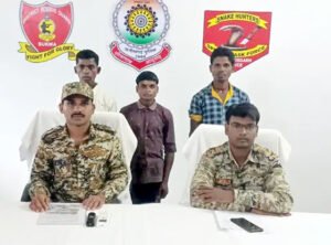 सुकमा जिले में 3 माओवादियों ने किया सरेंडर Chhattisgarh Crimes