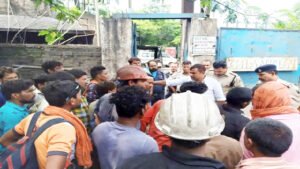 धनकुल स्टील फैक्ट्री में हाइवा ने मजदूर को रौंदा, मौत Chhattisgarh Crimes