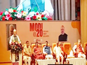 छत्तीसगढ़ में सरकार बदल दो, चुटकियों में नक्सलवाद खत्म हो जाएगा : अमित शाह Chhattisgarh Crimes