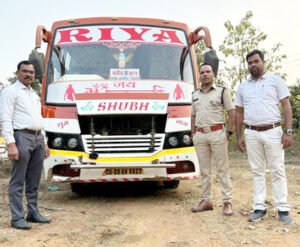 यात्री को आधे रास्ते छोड़ा, 18 बसों पर पैतीस हजार रूपए की चालानी कारवाई Chhattisgarh Crimes