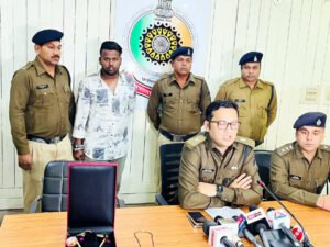 लाखों रुपये की चोरी करने वाला नौकर गिरफ्तार Chhattisgarh Crimes