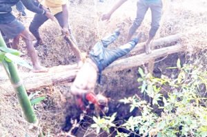 प्रेमिका के साथ आपत्तिजनक स्थिति में मिला प्रेमी, पिता ने दी सजा-ए मौत Chhattisgarh Crimes