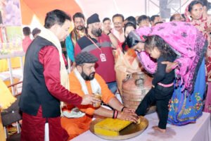 प्रबल प्रताप सिंह जूदेव के नेतृत्व में बसना में 1100 लोगों की हुईं घर वापसी Chhattisgarh Crimes