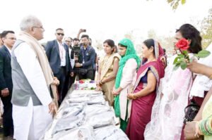 मुख्यमंत्री भूपेश बघेल ने ग्राम बेलपान में रूरल इंडस्ट्रियल पार्क की गतिविधियों का किया अवलोकन Chhattisgarh Crimes