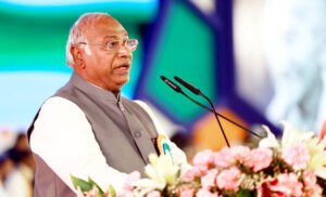 मजबूत कांग्रेस बुलंद भारत; राष्ट्रीय महाधिवेशन के समापन में खरगे ने दिया नया नारा Chhattisgarh Crimes