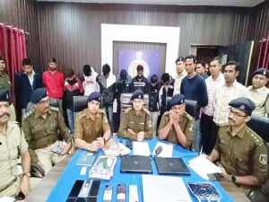 दुर्ग पुलिस ने 9 सटोरियों को नोएडा से किया गिरफ्तार Chhattisgarh Crimes