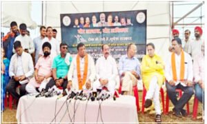 भाजपा में शामिल हुए कई दिग्गज नेता समेत सैकड़ों कार्यकर्ता Chhattisgarh Crimes