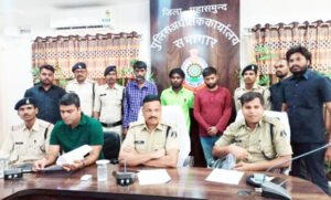 महासमुंद पुलिस की बड़ी कार्रवाई; गांजा समेत 2 करोड़ से अधिक के थेटावेट लिक्विड जब्त, 3 अंतर्राज्यीय तस्कर गिरफ्तार Chhattisgarh Crimes