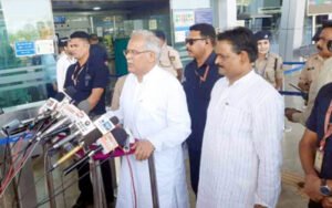 नेता प्रतिपक्ष पर बरसे CM बघेल, कहा- पहले अपने नेताओं के संपर्क में रह लें चंदेल Chhattisgarh Crimes