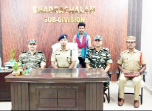 बीजापुर में पुलिस को मिली बड़ी सफलता, नक्सली डिप्टी कमांडर गिरफ्तार, इस वारदात में था शामिल Chhattisgarh Crimes