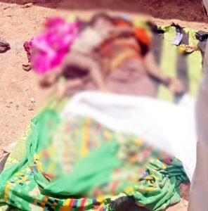 नवजात को आंचल में बांधकर कुंए में कूदी महिला, दोनों की मौत Chhattisgarh Crimes