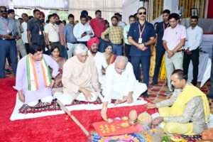 राजधानी रायपुर में बनेगा सिकल सेल का विश्वस्तरीय सेंटर ऑफ एक्सीलेंस, मुख्यमंत्री भूपेश बघेल ने रखी आधारशिला Chhattisgarh Crimes