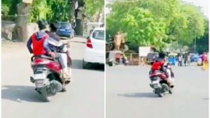 बेटे की गलती के लिए पुलिस ने पिता को बुलाया थाने और मंगवाई माफी, स्कूटी पर कर रहा था स्टंट Chhattisgarh Crimes
