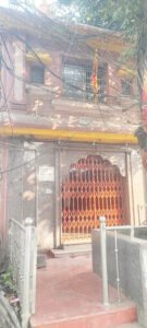 चोरों ने हनुमान मंदिर में की सेंधमारी, चांदी की मूर्ति और थाल लेकर हुए फरार Chhattisgarh Crimes