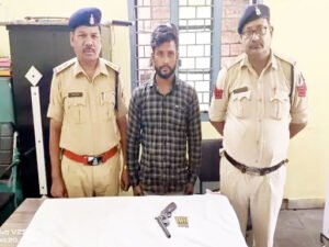युवक के पास से मेड इन बिहार का कट्टा जब्त, 5 जिंदा कारतूस भी हुआ बरामद Chhattisgarh Crimes