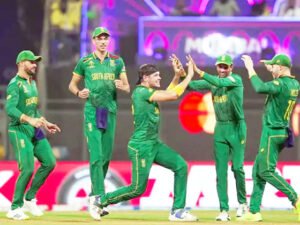 इंग्लैंड की सबसे बड़ी हार : वर्ल्ड कप में साउथ अफ्रीका ने 229 रन से हराया Chhattisgarh Crimes