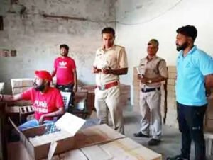 महासमुन्द जिले में आचार संहिता के दौरान अब तक 93 जगहों पर छापेमारी में 54 शराब तस्कर गिरफ्तार Chhattisgarh Crimes