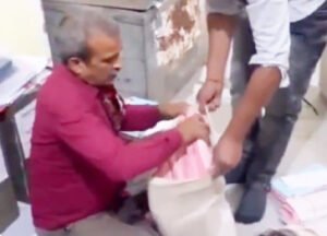 कलेक्टर ने बैलेट पेपर खुलवा दिया, वायरल वीडियो पर सीएम भूपेश बघेल ने दिया बड़ा बयान Chhattisgarh Crimes