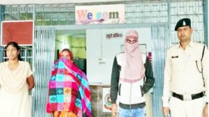 देह व्यापार पर पुलिस ने की छोपमारी, पुलिस ने मां-बेटे को किया गिरफ्तार Chhattisgarh Crimes