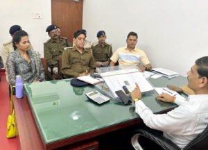 शराब की अवैध बिक्री पर रोक लगाये जाने तथा मदिरा दुकानों की सतत जाँच व निगरानी के निर्देश Chhattisgarh Crimes