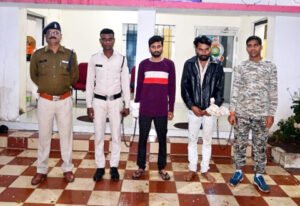 पुलिस ने 24 घंटे के भीतर सुलझाई अंधे कत्ल की गुत्थी, पत्नी का प्रेमी और मृतक का दोस्त ही निकला हत्यारा Chhattisgarh Crimes