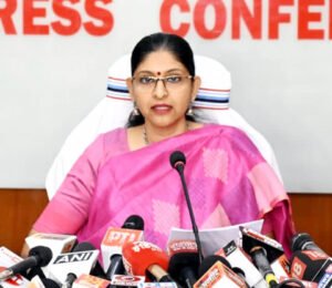 सुबह 7 बजे खोले जाएंगे स्ट्रांग रूम, पहले पोस्टल बैलेट की होगी गणना Chhattisgarh Crimes