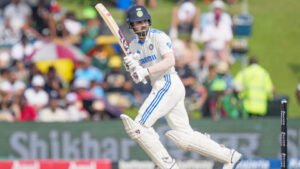 बारिश की वजह से पहले दिन का खेल हुआ खत्म, भारत ने बनाए 208 रन Chhattisgarh Crimes