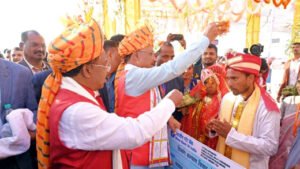 मुख्यमंत्री कन्या विवाह योजना; 400 जोड़े बंधे दाम्पत्य सूत्र में Chhattisgarh Crimes