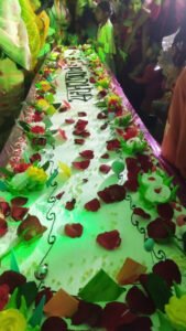 कांग्रेस कार्यकर्ताओं ने 80 पोंड के केक काट कर मनाया पूर्व मंत्री सत्यनारायण शर्मा का 80वां जन्मदिन Chhattisgarh Crimes