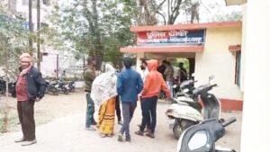 केमिकल फैक्ट्री में ऊंचाई से गिरकर एक मजदूर की मौत Chhattisgarh Crimes