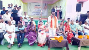 विकसित भारत संकल्प यात्रा लेकर कोसमी नवापारा पहुंचे विधायक रोहित साहू Chhattisgarh Crimes