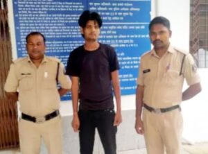 इंस्टाग्राम पर दोस्ती के बाद पंजाब के युवक ने रिकॉर्ड किया अश्लील वीडियो, फिर करने लगा ब्लैकमेल, आरोपी पंजाब से गिरफ्तार Chhattisgarh Crimes