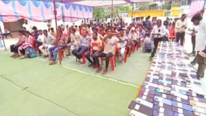 SP ने 20 दिन में ढूंढकर लोगों को लौटाए 45 लाख के गुमे हुए मोबाइल Chhattisgarh Crimes