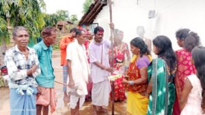 माता पहुँचानी पर मां शीतला से आशीर्वाद लेने परिवार सहित उमड़े लोग Chhattisgarh Crimes