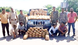 80 किलो गांजा के साथ चार तस्कर गिरफ्तार Chhattisgarh Crimes