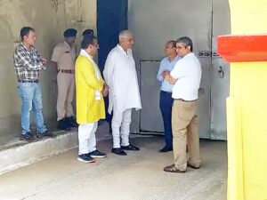 सिंहदेव को देवेंद्र यादव से मिलने नहीं दिया गया:रायपुर सेंट्रल जेल पहुंचे थे पूर्व डिप्टी CM Chhattisgarh Crimes