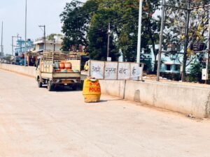 करोड़ों के गौरव पथ मे संकेतक नहीं ठेकेदार की निरंकुशता Chhattisgarh Crimes