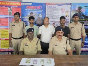 जांजगीर-चांपा जिले में विनोद गैस एजेंसी और इलेक्ट्रिक आइटम की दुकान से हुई चोरी के मामले में चांपा पुलिस ने दो चोरों और एक खरीदार को गिरफ्तार किया Chhattisgarh Crimes