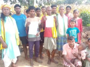 वन विभाग के टीम ने आदिवासियों से किया मारपीट पुलिस थाना शोभा में आकर बताई अपनी व्यथा Chhattisgarh Crimes