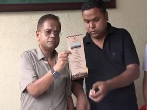 जनता कांग्रेस छत्तीसगढ़ (जे) के प्रमुख अमित जोगी ने नए विधानसभा भवन के उद्घाटन निमंत्रण पत्र को जलाकर विरोध जताया Chhattisgarh Crimes