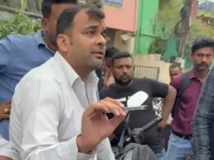 बिलासपुर में बेस-कीमती विवादित जमीन के सीमांकन को लेकर लोगों ने जमकर हंगामा किया Chhattisgarh Crimes