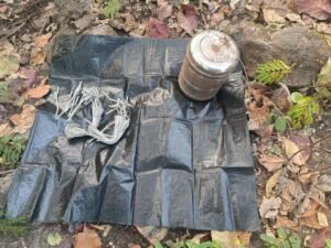 जिला गरियाबंद के नक्सल प्रभावित जंगल/पहाडी क्षेत्र के 02 अलग-अलग जगहों पर नक्सलियों द्वारा डम्प किये गये 01 नग 303 रायफल पुलिस बल से लूटा गया, एवं 01 नग देशी पिस्टल सहित अन्य विस्फोटक पदार्थ बरामद Chhattisgarh Crimes