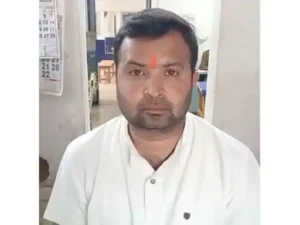 दुर्ग जिले में सरकारी डॉक्टर के पद पर नौकरी दिलाने के नाम पर 20 लाख की ठगी हुई Chhattisgarh Crimes